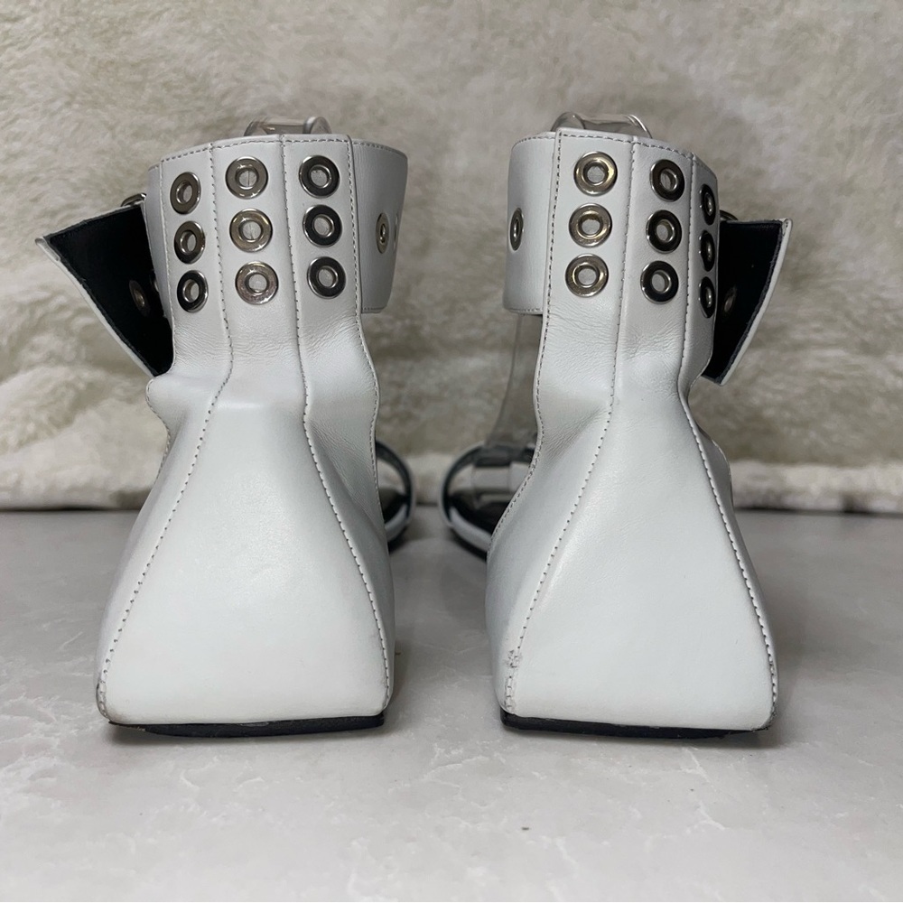 EUC Balenciaga Belt Flat Ankle Strap Sandal. Size 39 - Picture 4 of 12